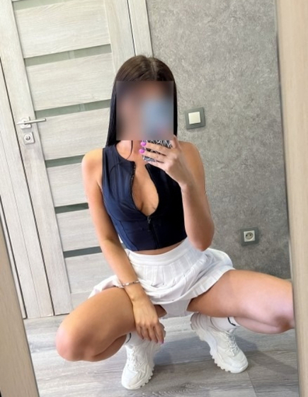 Prostitute Lana  Odessa: +380680716412